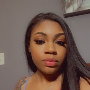 Meet your Posher, Shermyra